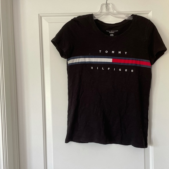 Tommy Hilfiger T-shirt - Picture 1 of 1